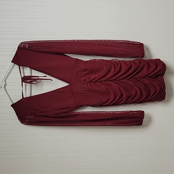 Refuge Burgundy Long Sleeve Ruched Glitter Dress XS New Valentine Date Party - Picture 3 of 5